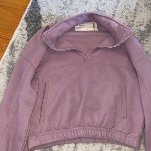 Tillys cropped sweatshirt